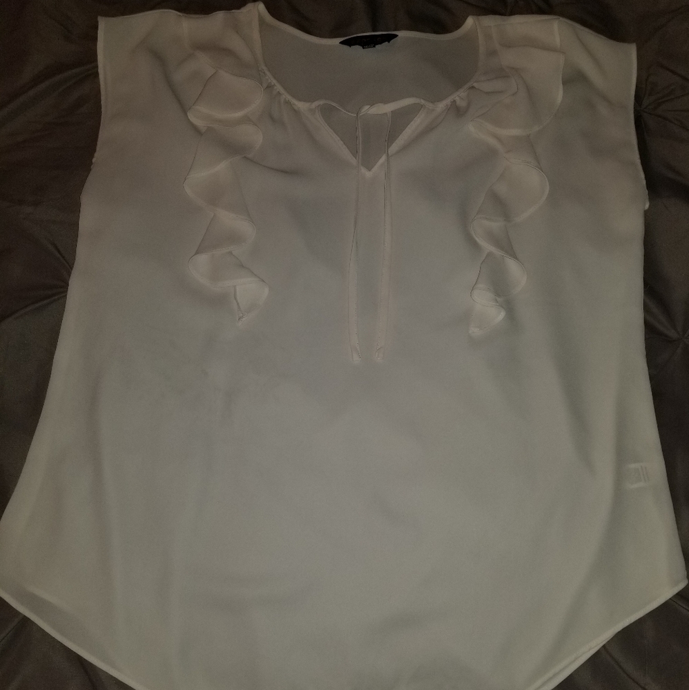 Beautiful Express ruffle blouse